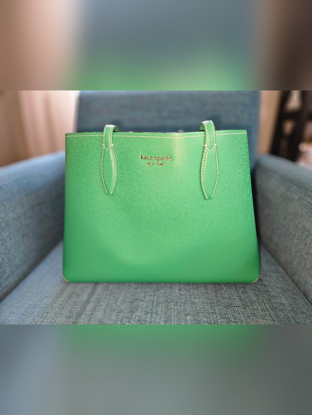 kate spade Bright Green Leather Tote with Gold Logo *sale Til 7/6/26